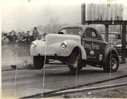 Max Willy's before the paint job running as "Lang Bros"